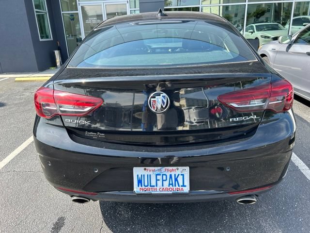 Used 2018 Buick Regal Essence w/ Driver Confidence Package #1 FWD image 8