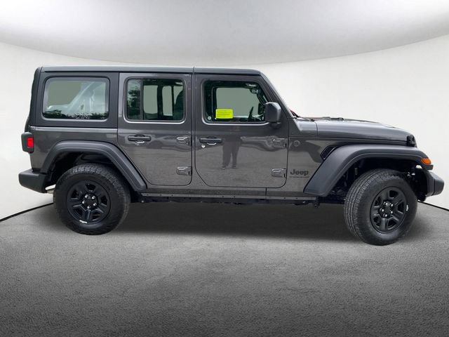 Used 2025 Jeep Wrangler Unlimited Sport AWD/4WD image 14