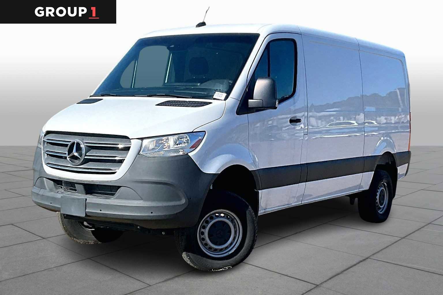 Used 2024 Mercedes-Benz Sprinter 2500 video 1