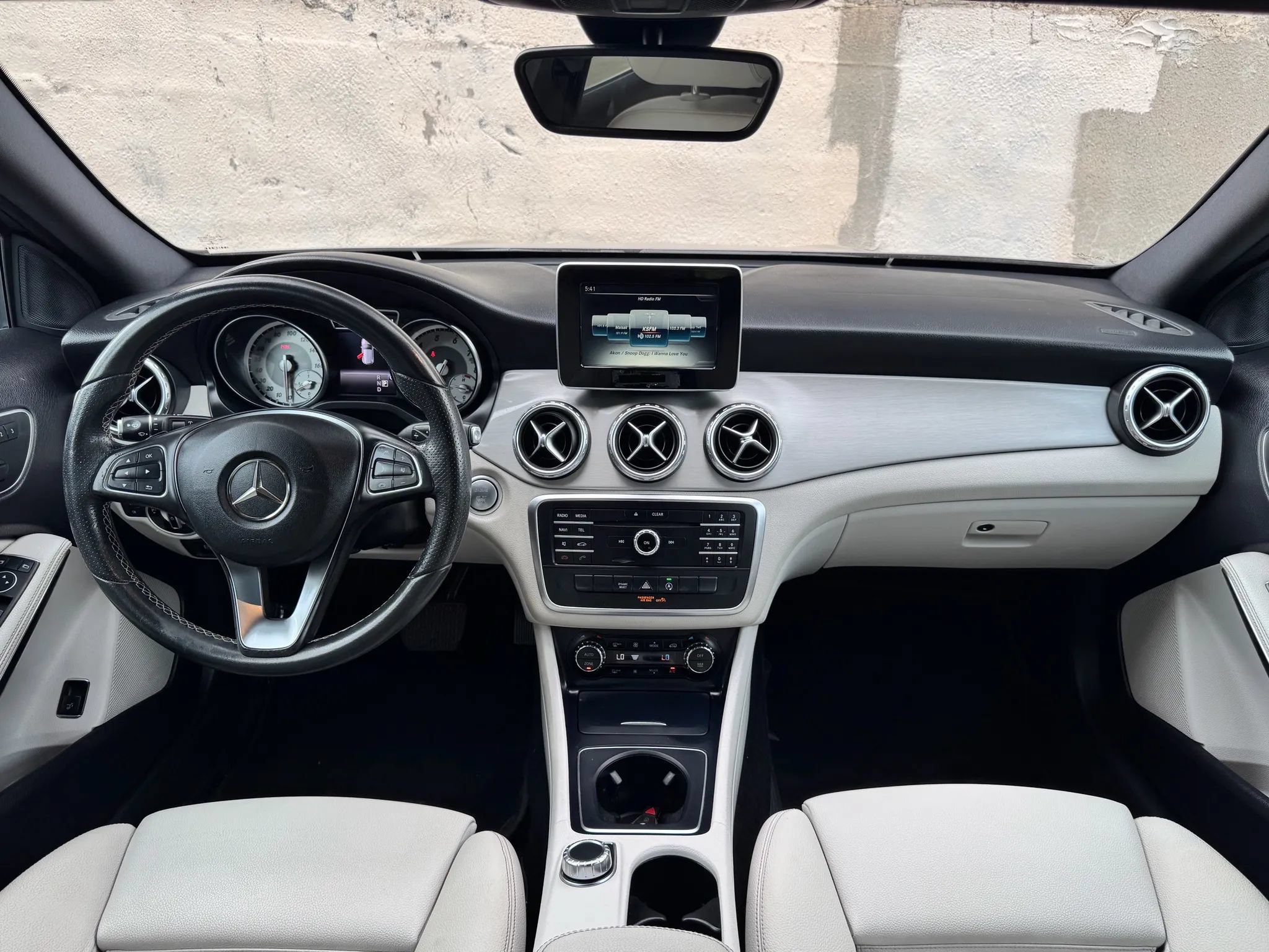 Used 2017 Mercedes-Benz GLA 250 image 24