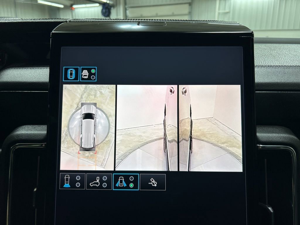 Used 2025 GMC Yukon XL Denali w/ LPO, Floor Liner Package image 25