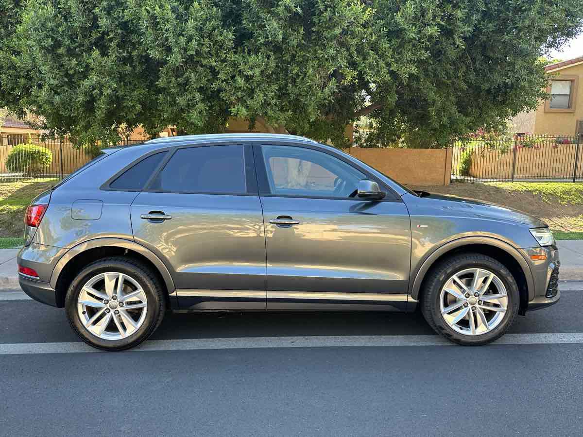 Used 2018 Audi Q3 2.0T Premium w/ Convenience Package FWD image 9