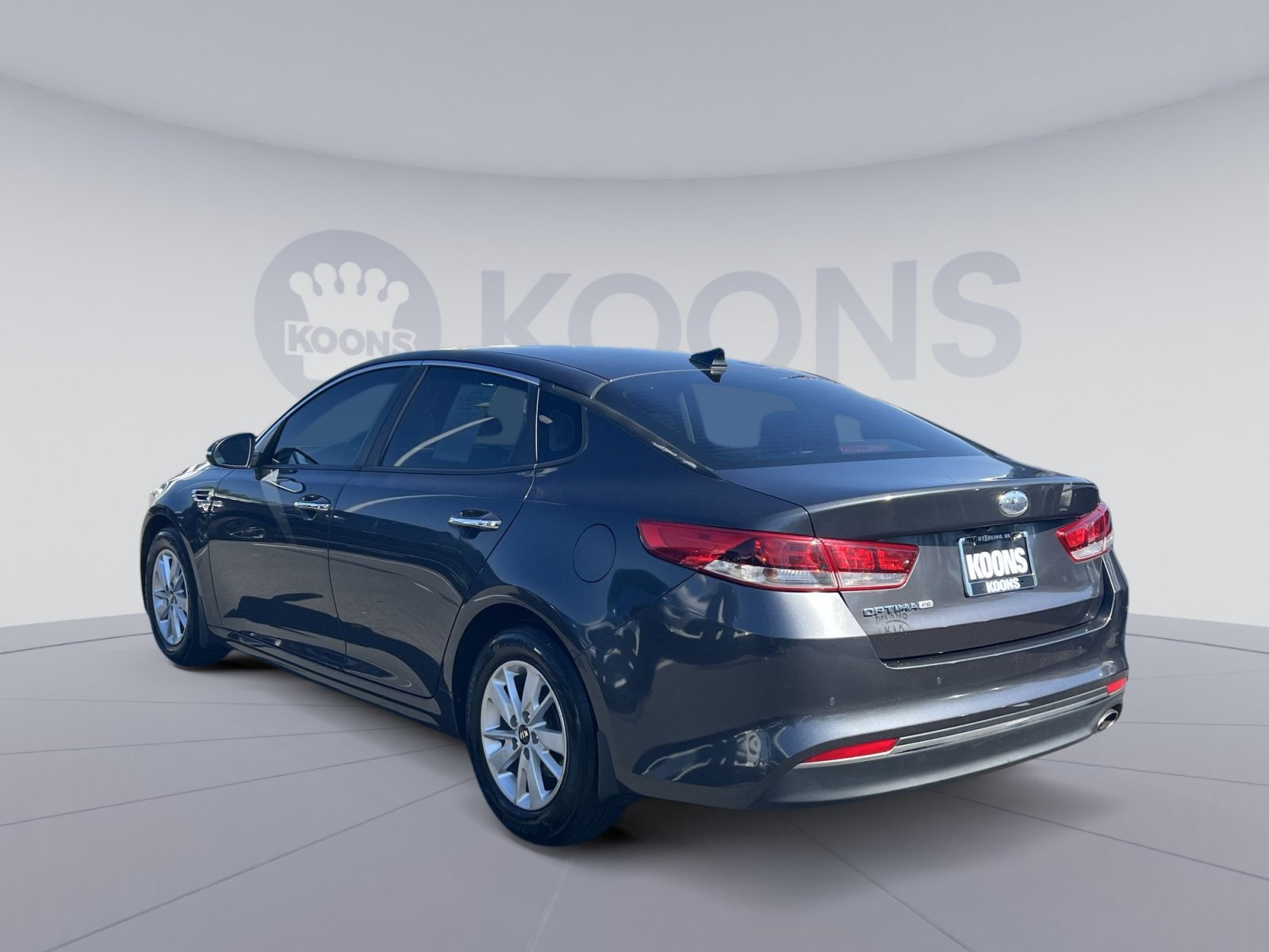 Used 2018 Kia Optima LX FWD image 14