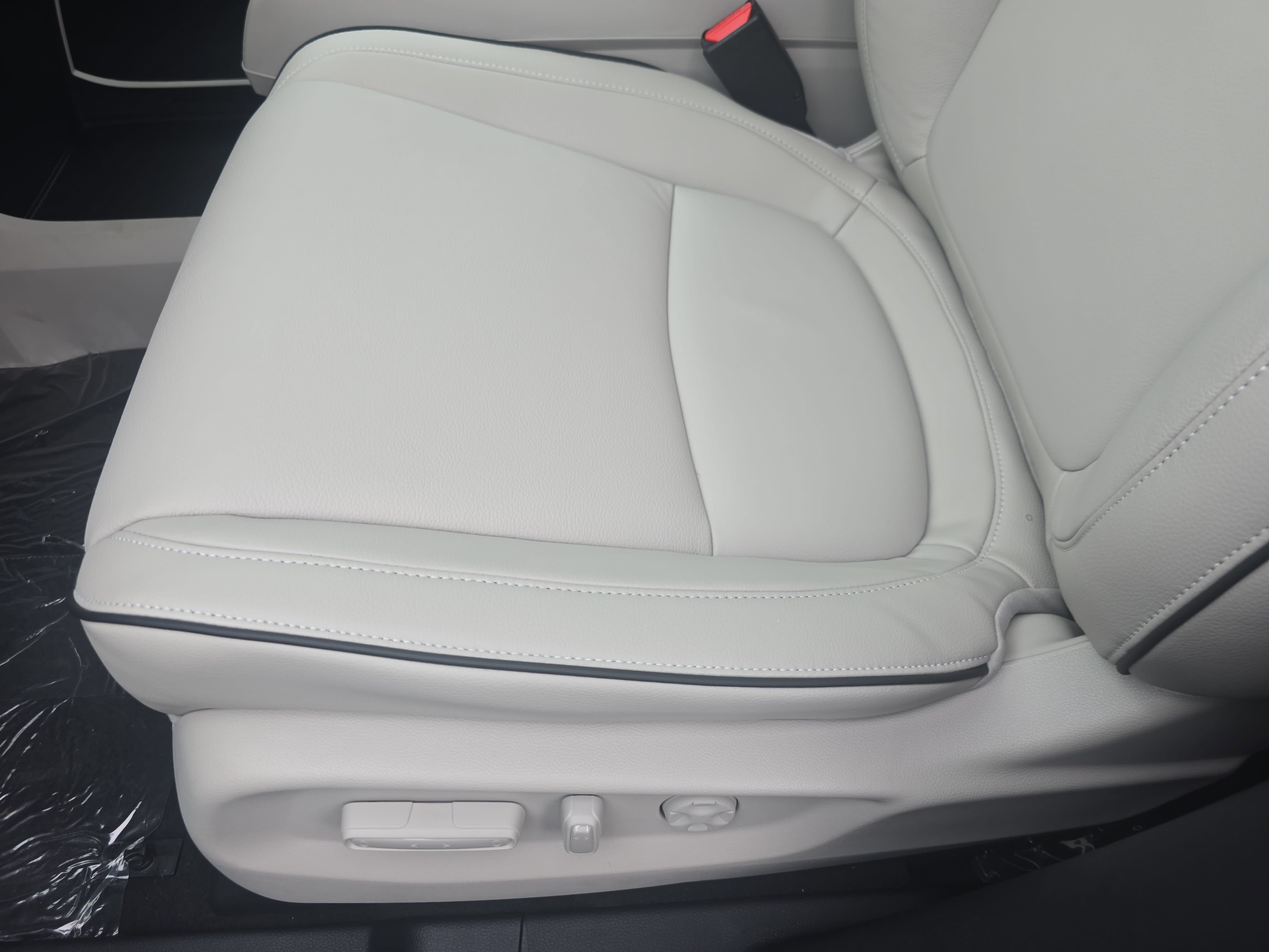 New 2027 Honda Odyssey Touring image 27