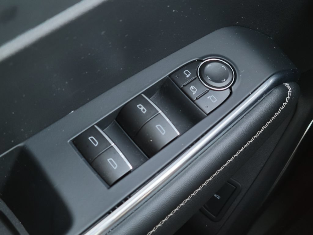 Used 2026 GMC Acadia Denali w/ Super Cruise Package FWD image 28