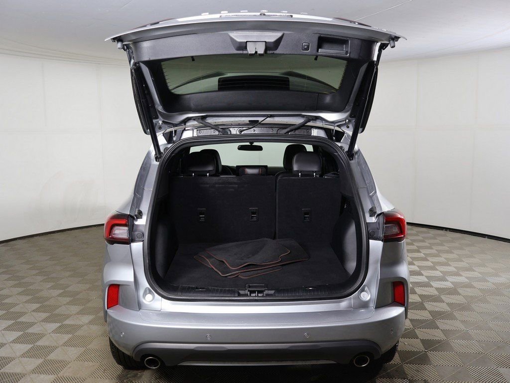 Used 2023 Ford Escape ST-Line w/ Tech Pack #1 image 17