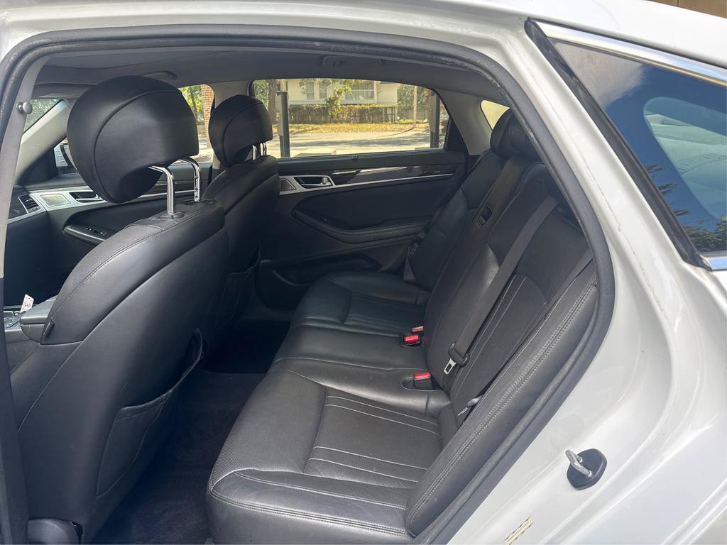 Used 2018 Genesis G80 3.8 w/ Option Group 02 RWD image 10