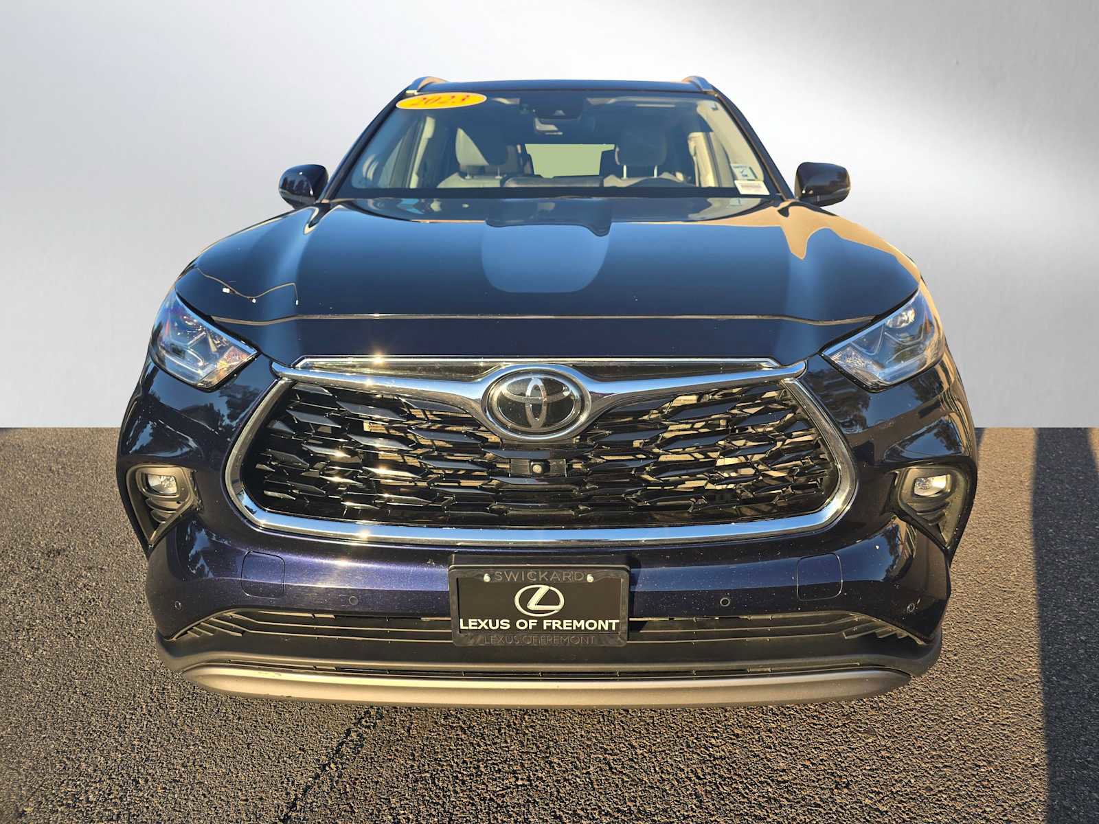 Used 2023 Toyota Highlander Platinum image 8