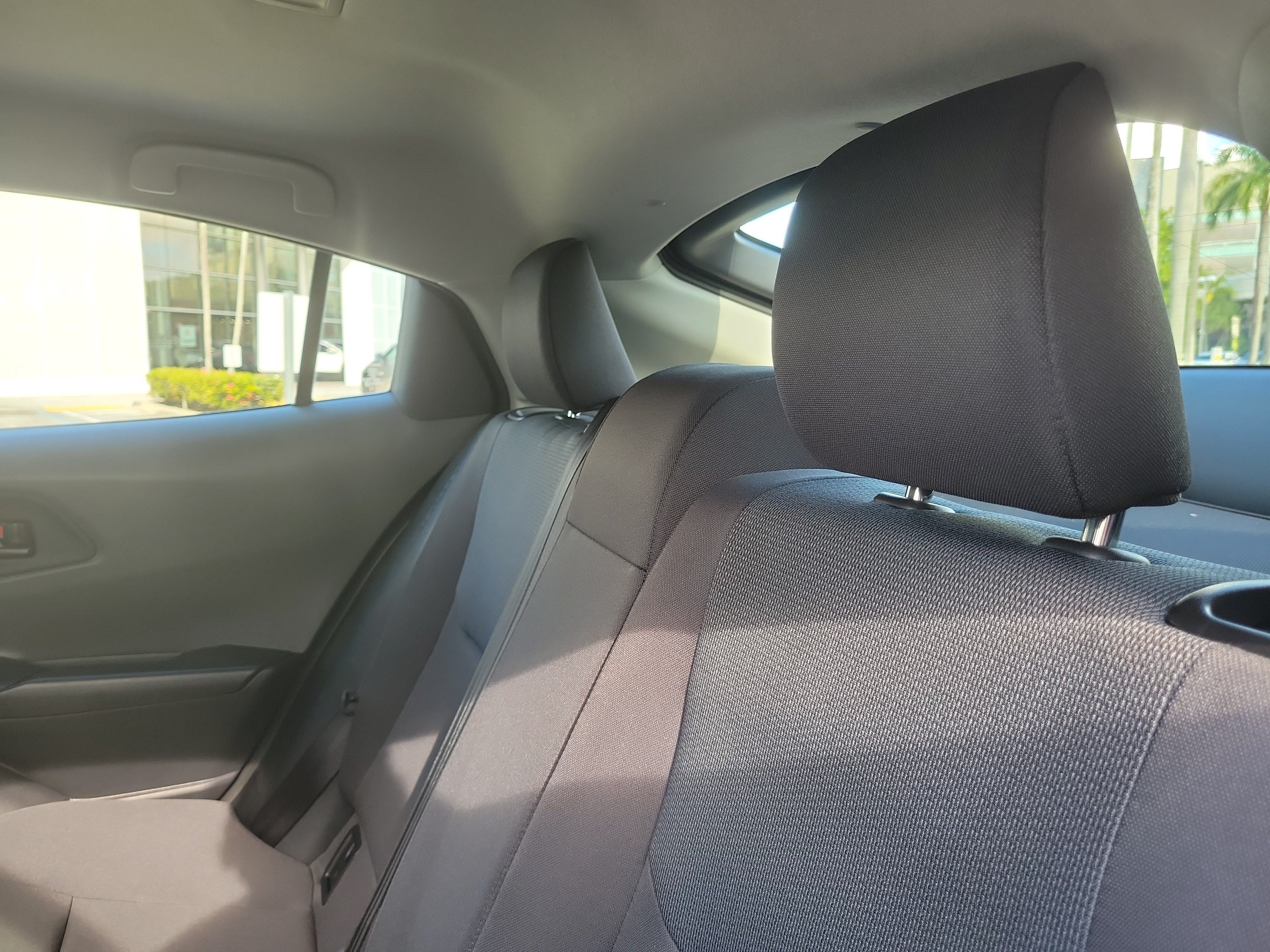 Used 2024 Toyota Prius LE FWD image 11