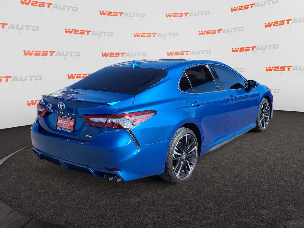 Used 2019 Toyota Camry XSE FWD image 5