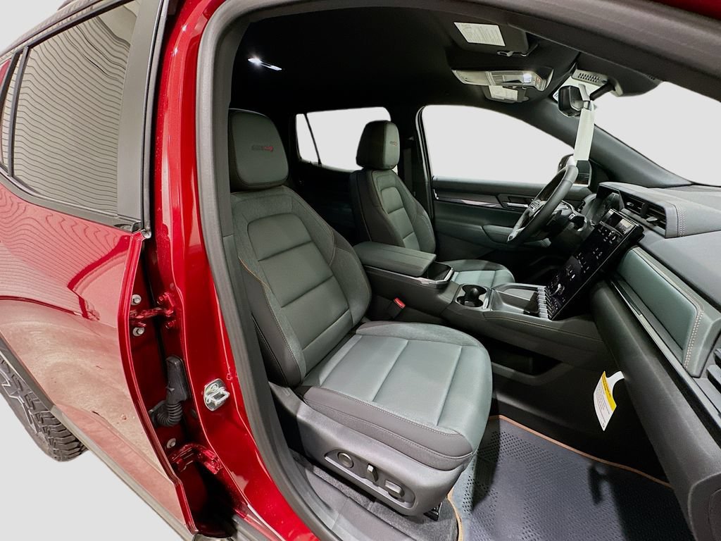 New 2026 GMC Terrain AT4 w/ Convenience Package III AWD/4WD image 29