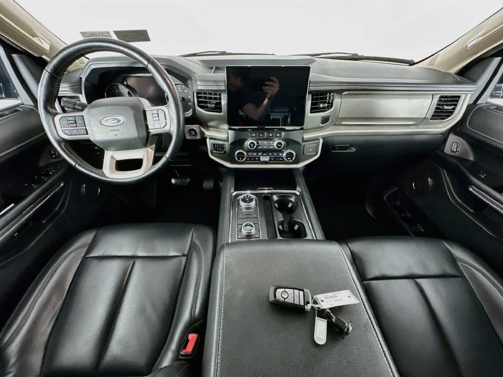 Used 2023 Ford Expedition Max XLT AWD/4WD image 10