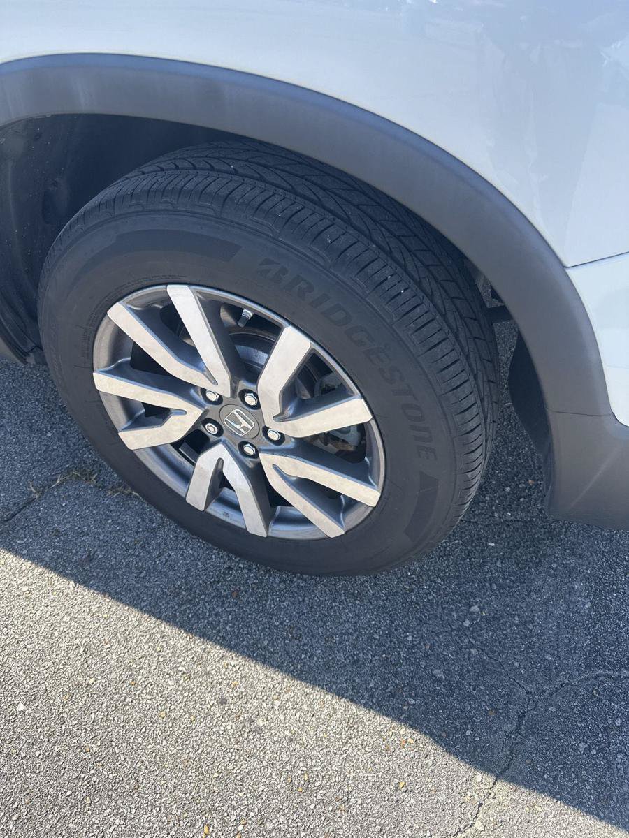 Used 2021 Honda Pilot EX image 40