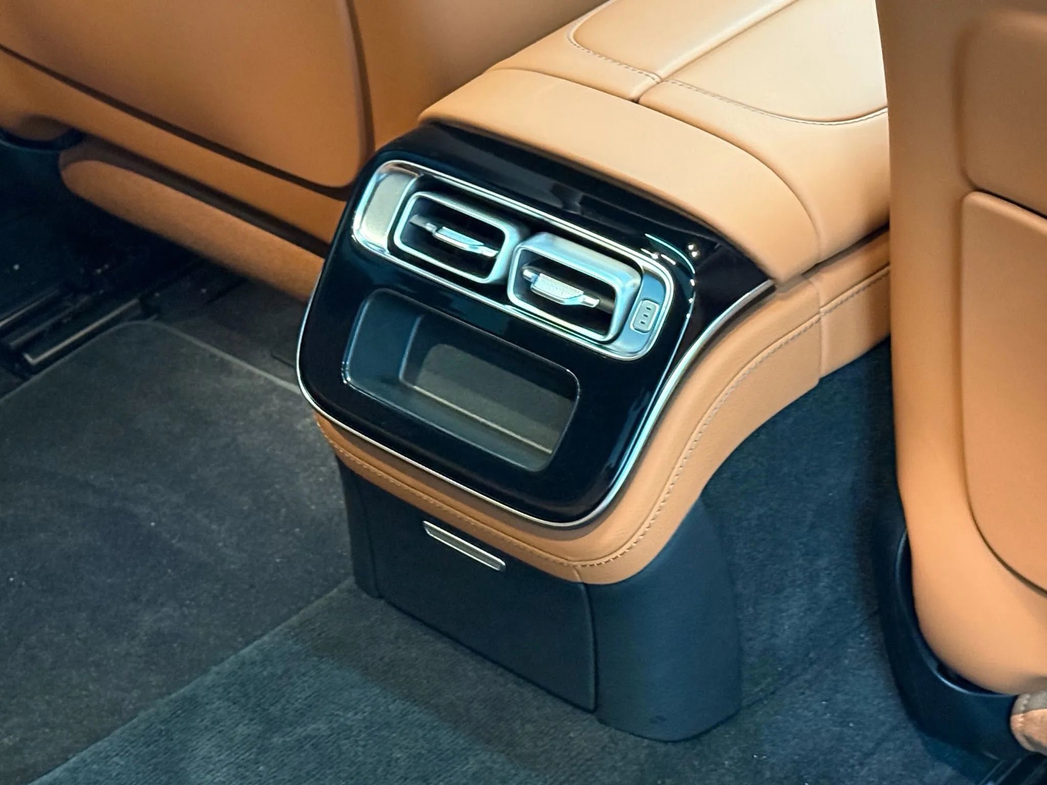 Used 2024 Mercedes-Benz S 580 4MATIC Sedan image 28