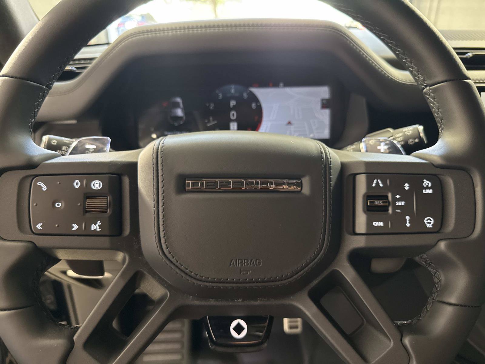 New 2026 Land Rover Defender 110 OCTA AWD/4WD image 29