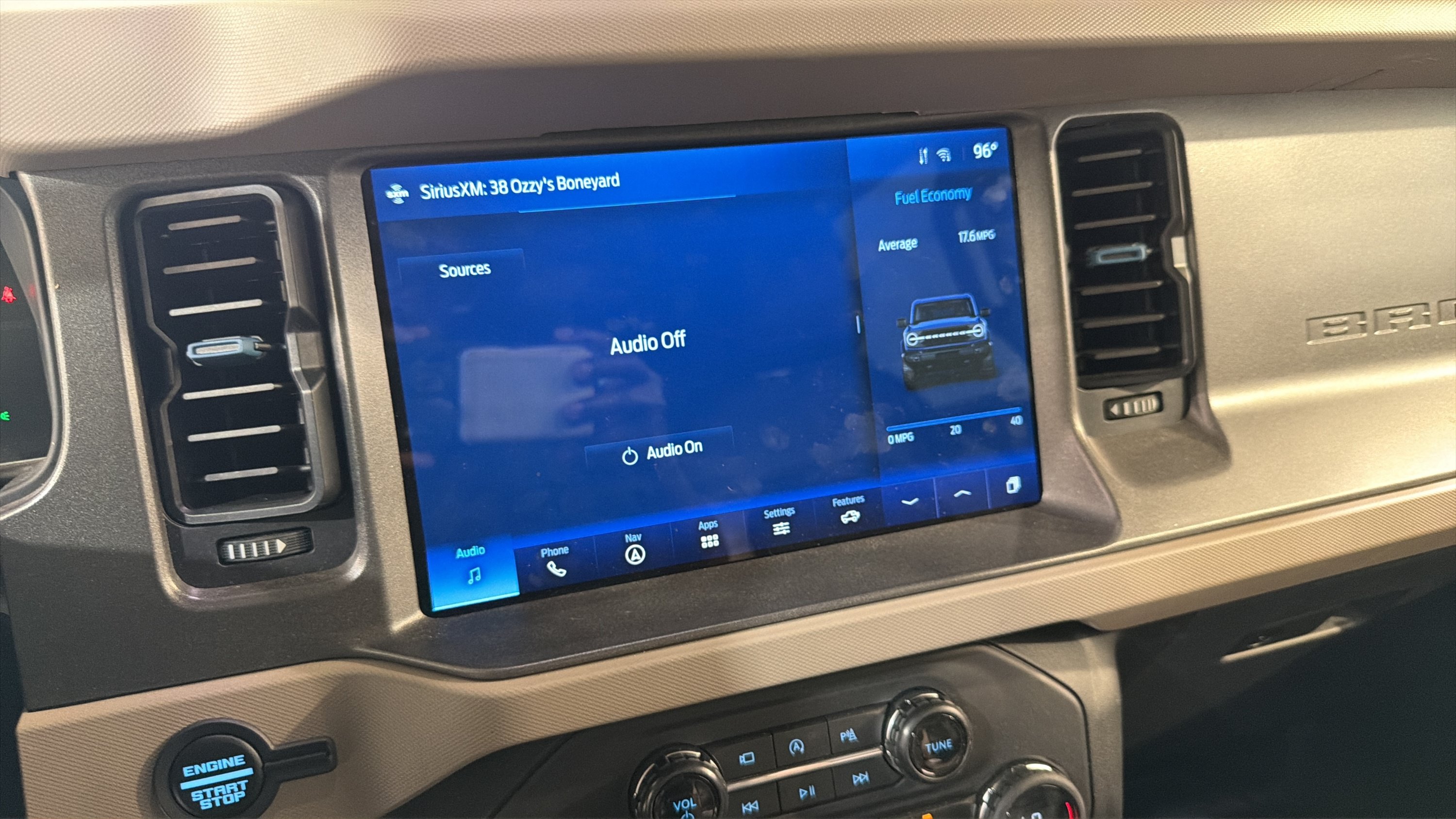 Used 2024 Ford Bronco Wildtrak AWD/4WD image 18