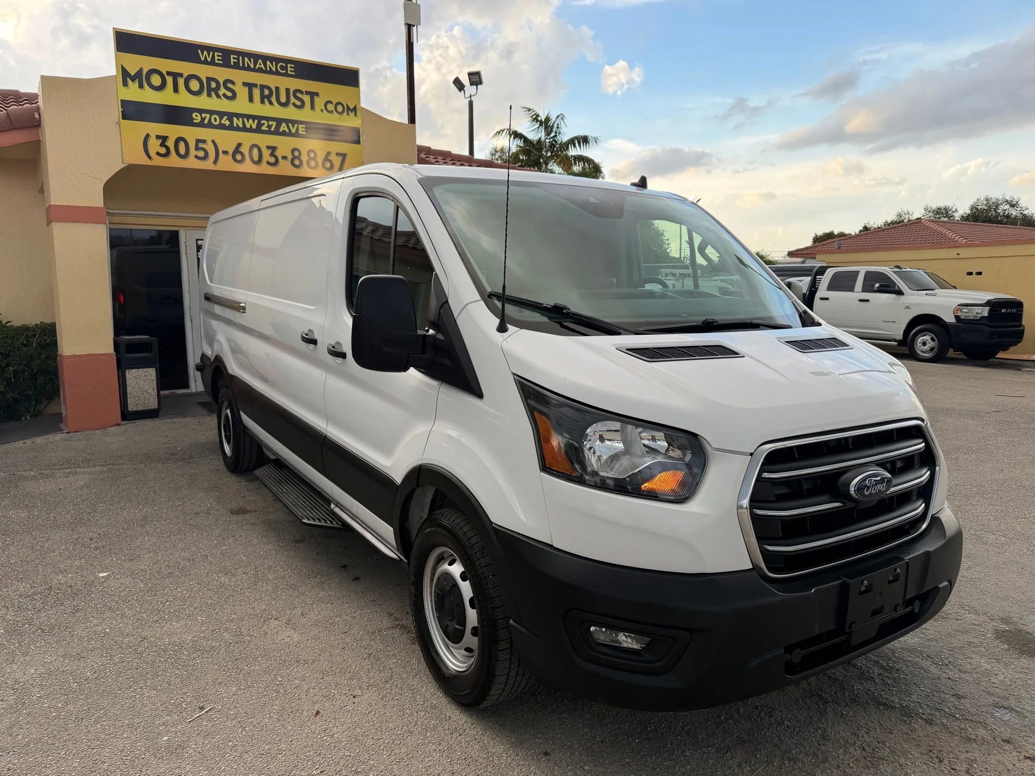 Used 2020 Ford Transit 350 XLT w/ Upfitter Package image 10