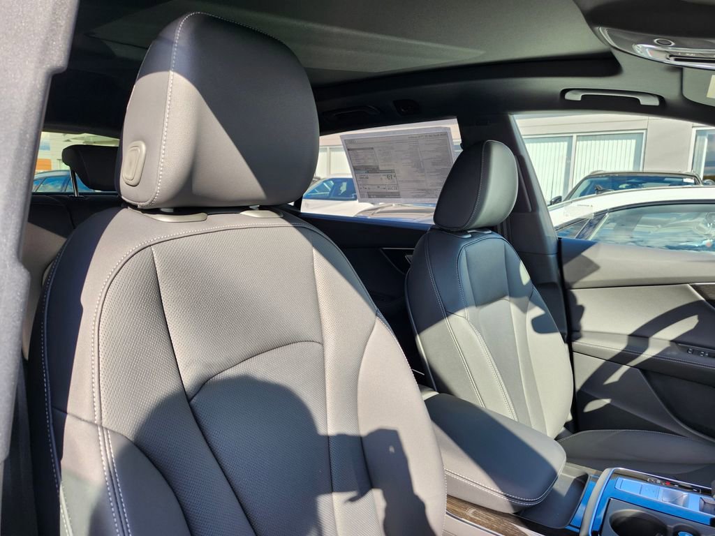 New 2026 Audi Q8 Premium Plus image 18