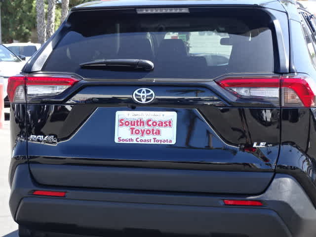 Certified 2025 Toyota RAV4 LE FWD image 11