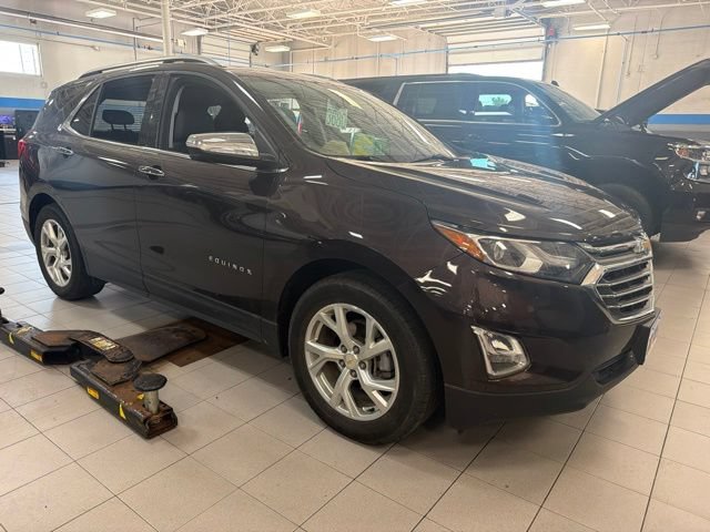Used 2020 Chevrolet Equinox Premier FWD image 2