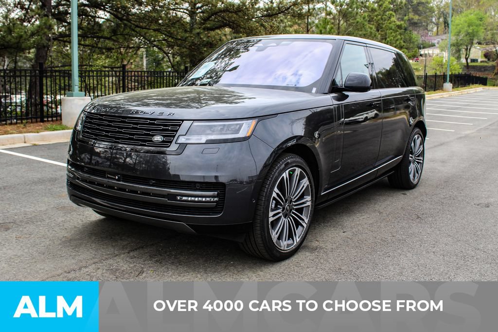 Used 2023 Land Rover Range Rover Long Wheelbase SE AWD/4WD image 2