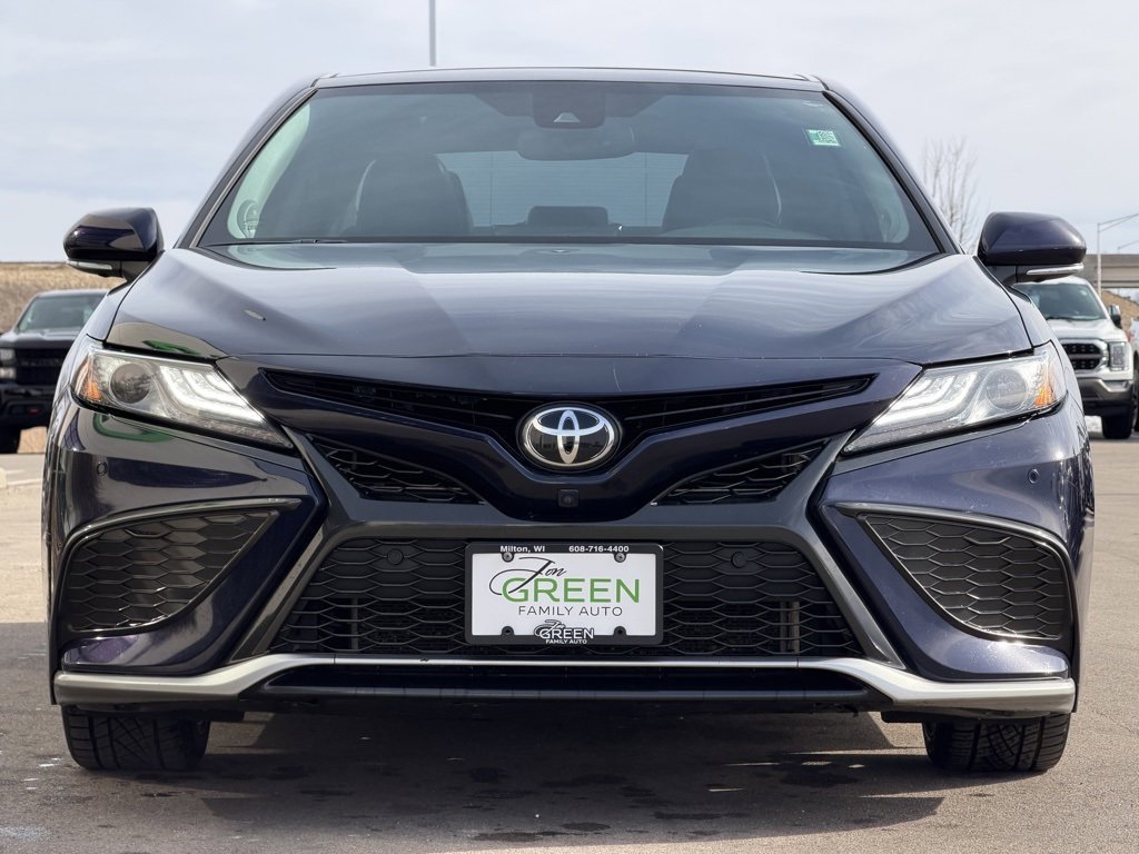 Used 2021 Toyota Camry XSE image 6