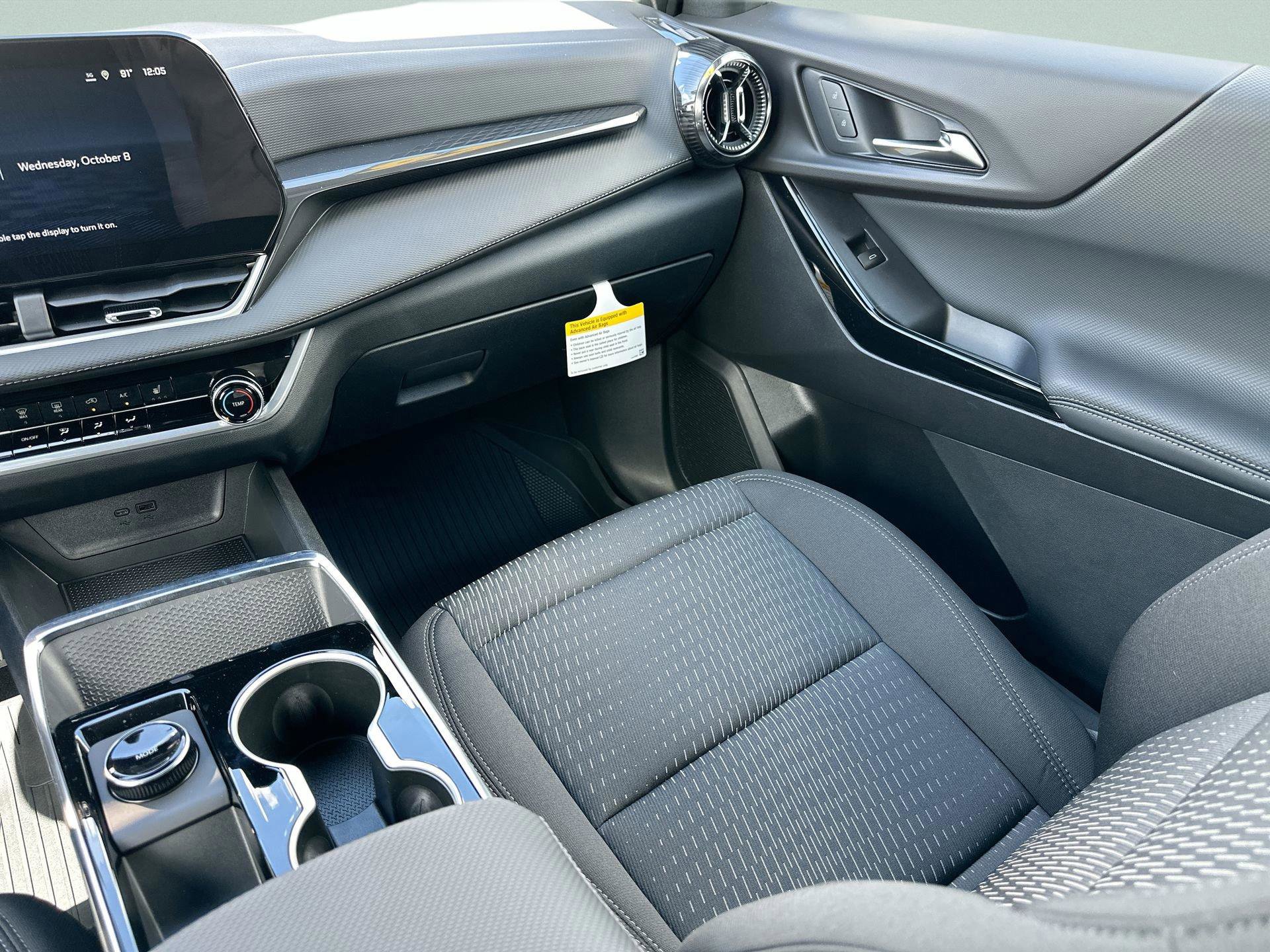 New 2026 Chevrolet Equinox LT w/ Safety and Technology Package image 14