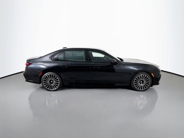 Used 2026 BMW 740i xDrive image 8