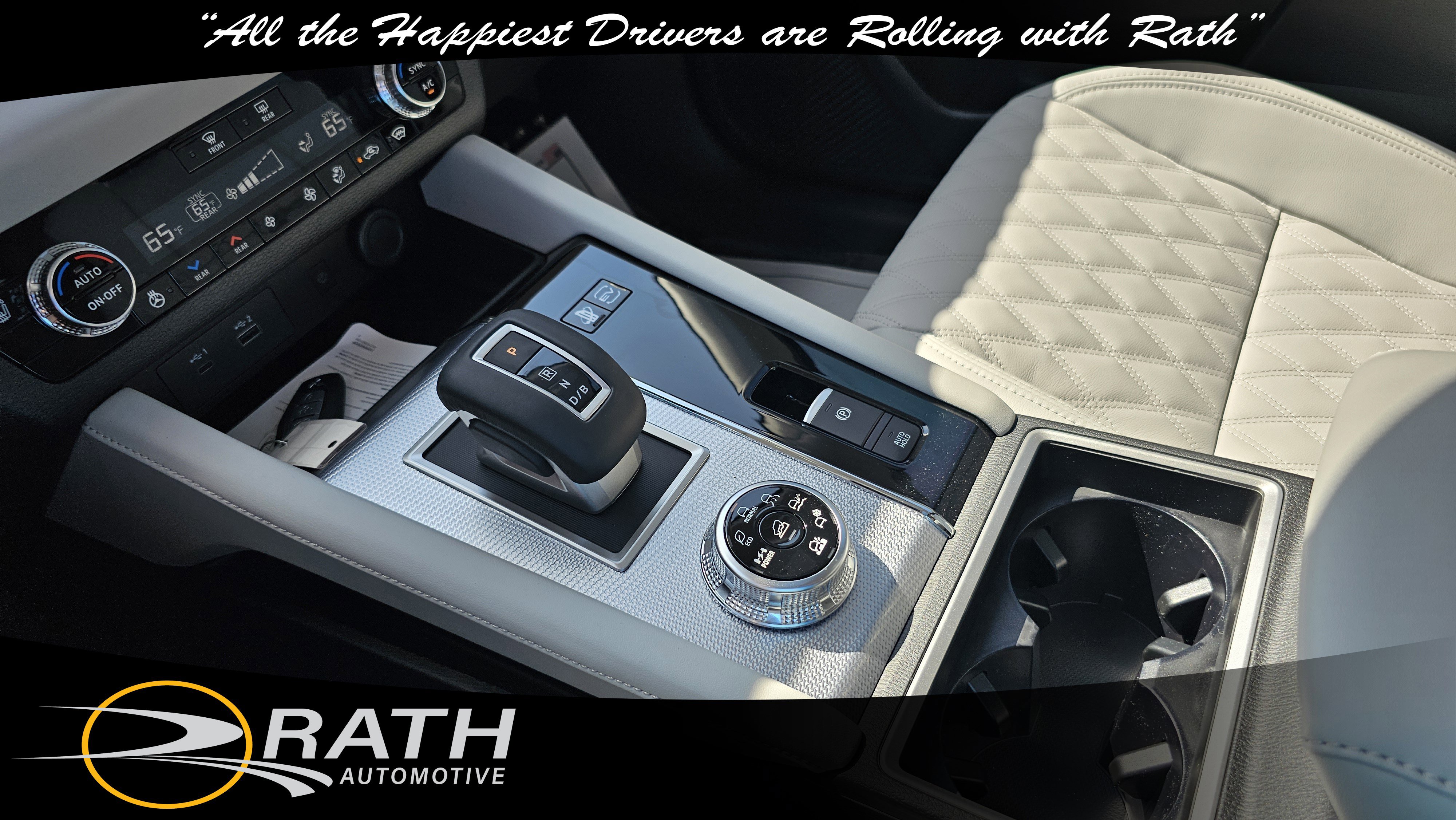 New 2025 Mitsubishi Outlander SEL image 14