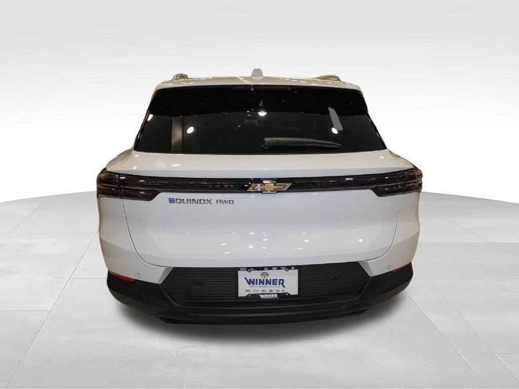 New 2026 Chevrolet Equinox EV LT AWD/4WD image 5