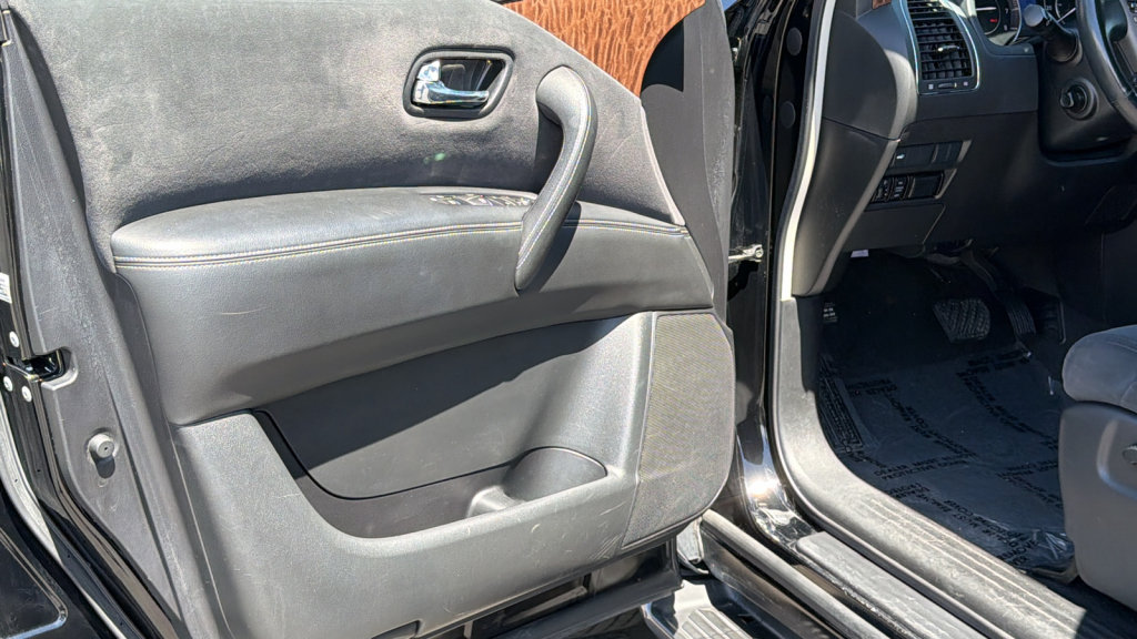 Used 2018 Nissan Armada SV w/ Driver Package AWD/4WD image 23