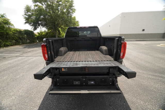 Used 2023 GMC Sierra 1500 Denali w/ Denali Reserve Package AWD/4WD image 12