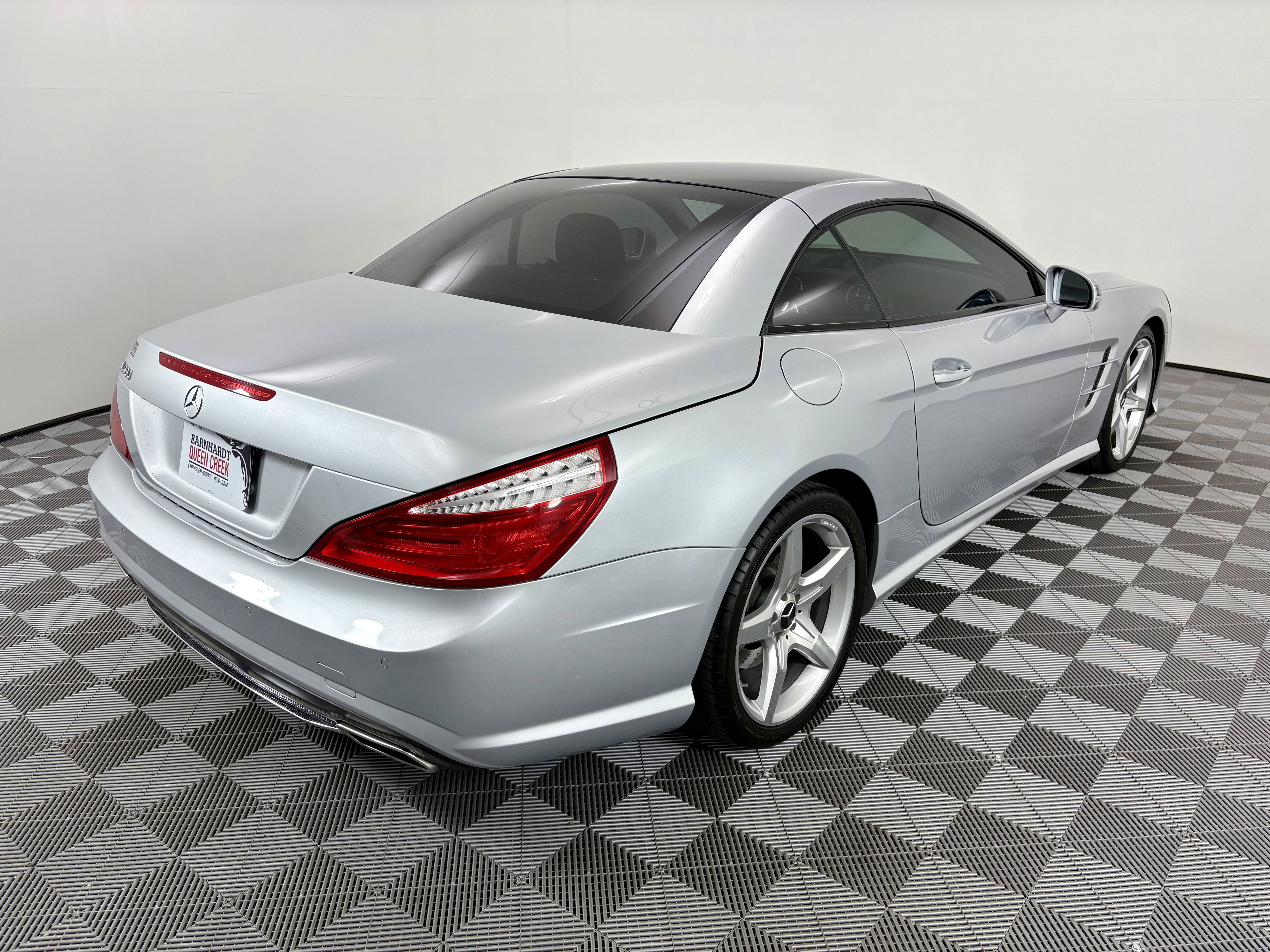 Used 2013 Mercedes-Benz SL 550 image 5