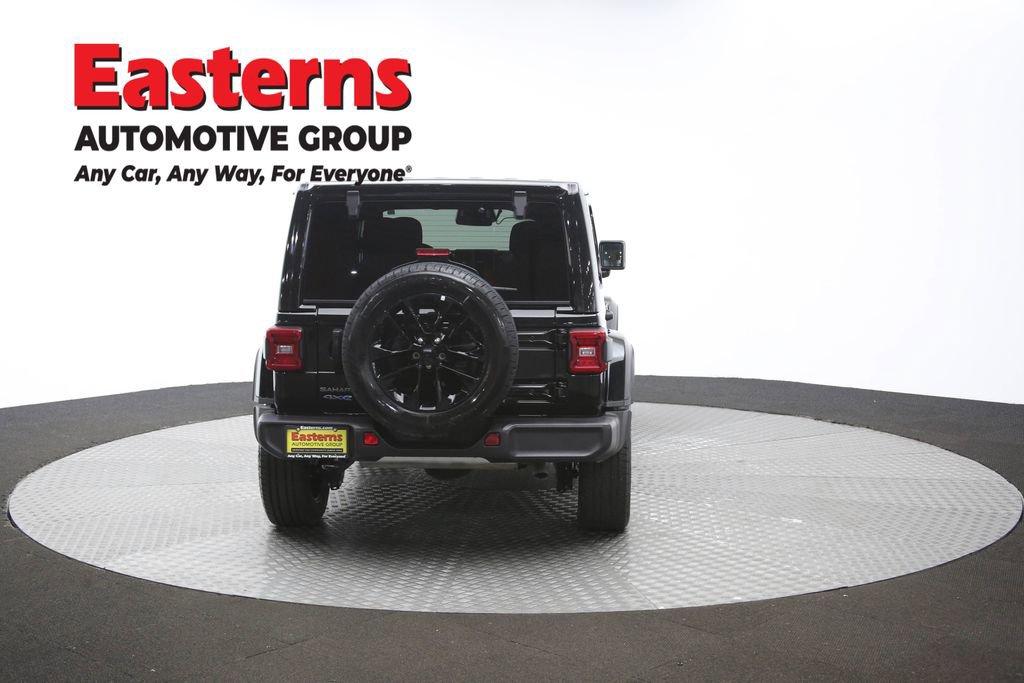 Used 2025 Jeep Wrangler Unlimited Sahara w/ Safety Group image 39