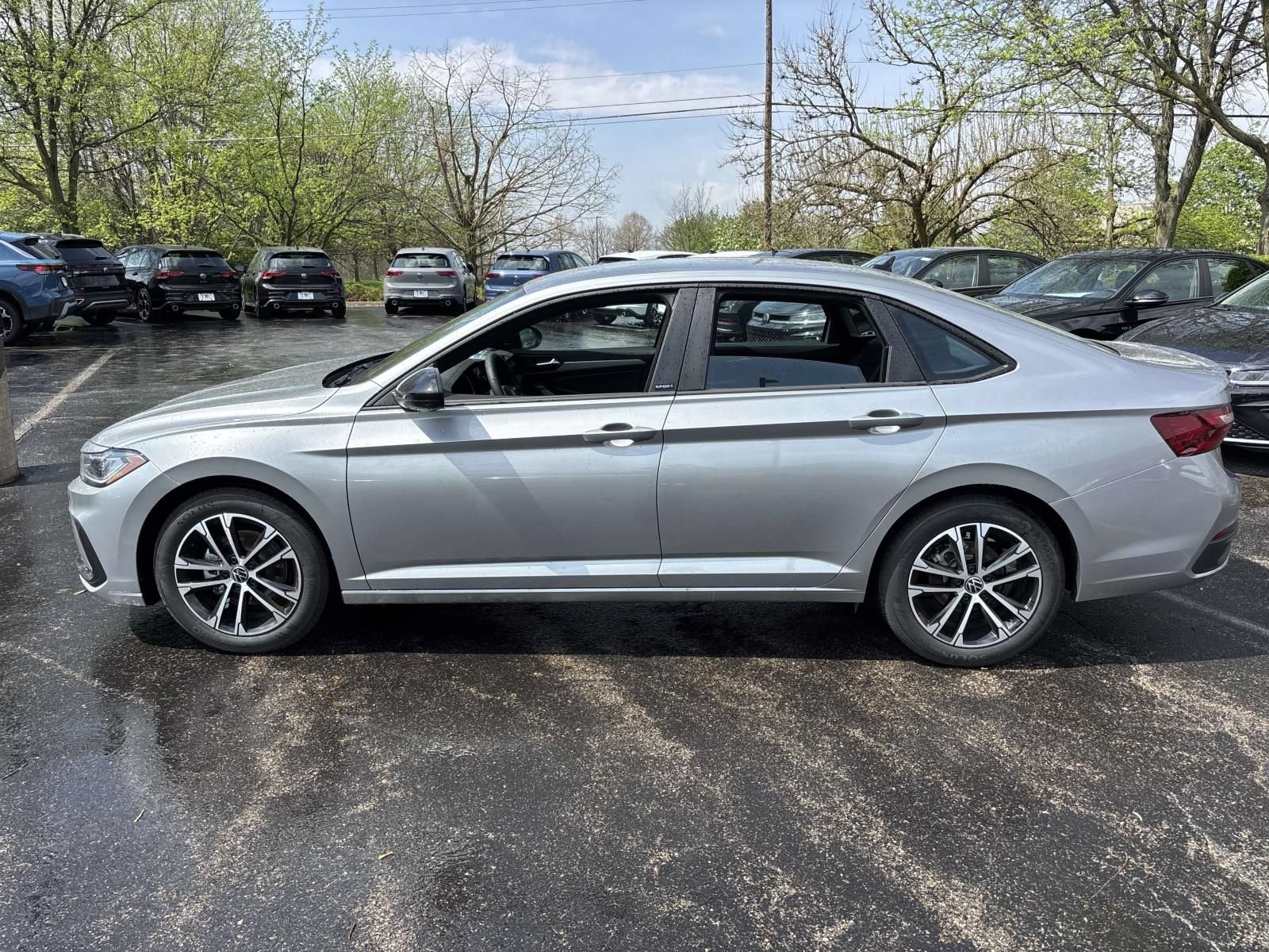New 2026 Volkswagen Jetta Sport FWD image 8