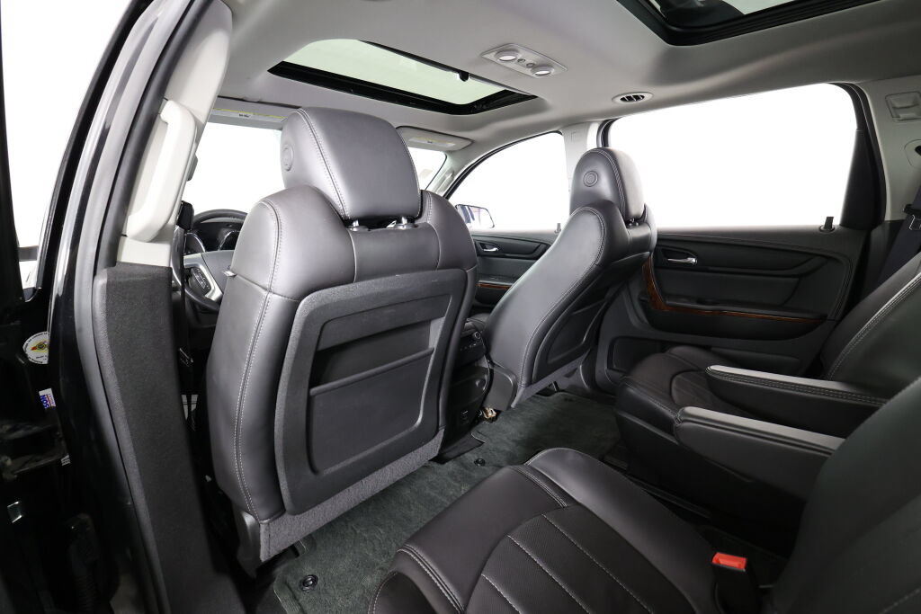 Used 2014 Chevrolet Traverse LTZ w/ LPO, 'HIT The Road' Package FWD image 14