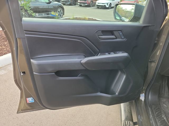 Used 2024 Chevrolet Colorado Trail Boss w/ Advanced Trailering Package image 9