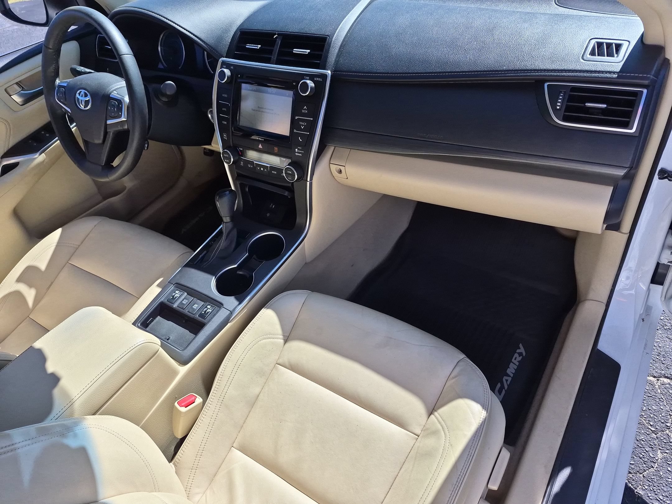 Used 2017 Toyota Camry XLE FWD image 35