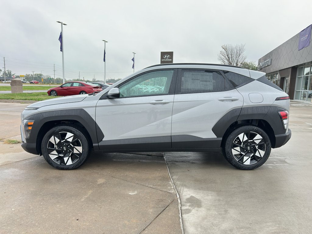 New 2025 Hyundai Kona SEL FWD image 4