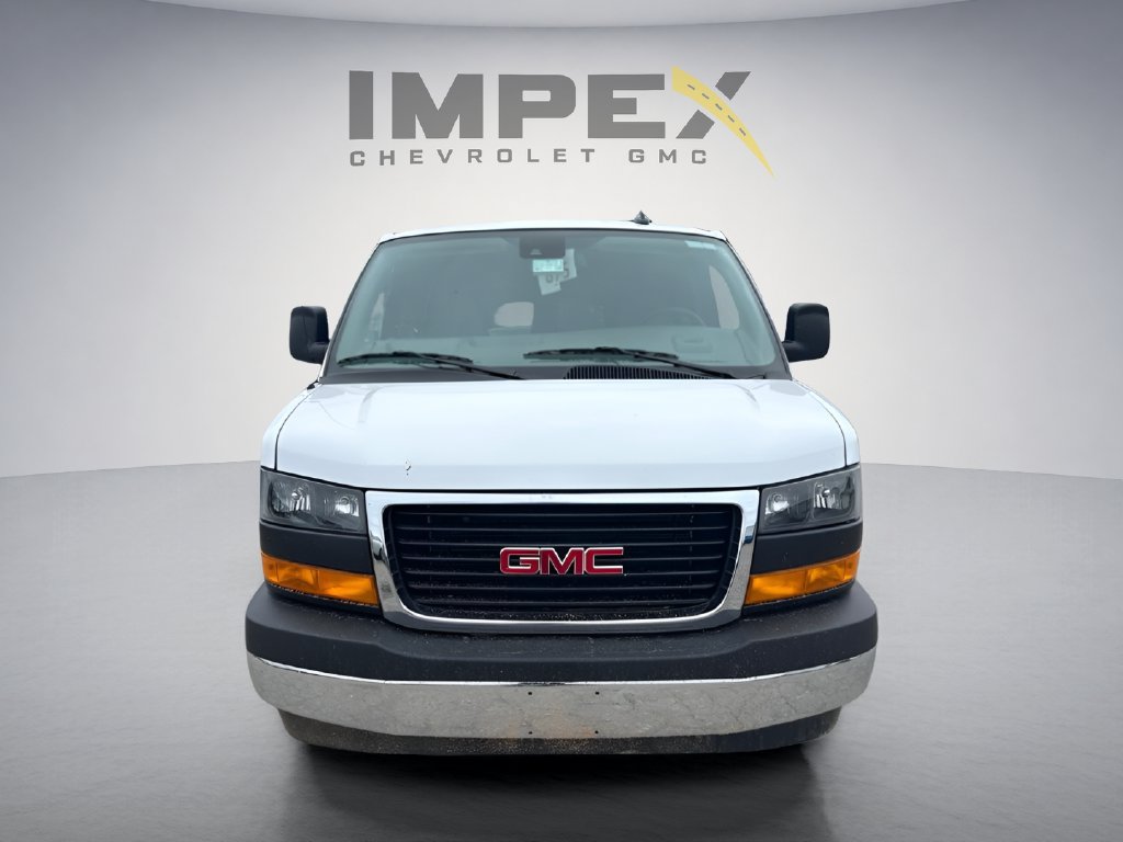 Used 2025 GMC Savana 3500 LT w/ LT Preferred Equipment Group RWD image 17