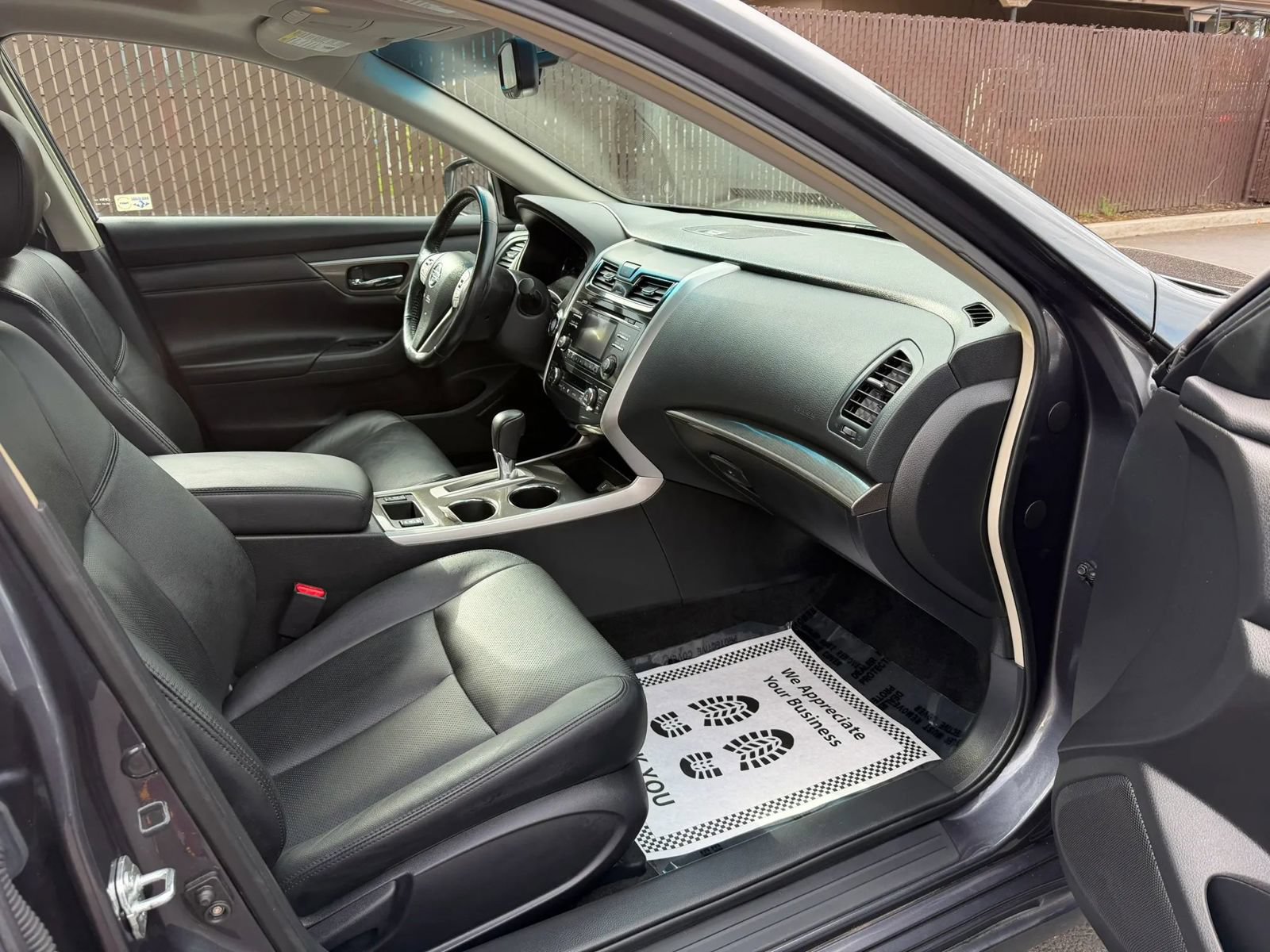 Used 2013 Nissan Altima 2.5 SL FWD image 13