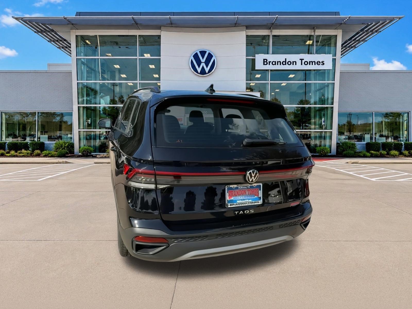 New 2027 Volkswagen Taos S FWD image 7
