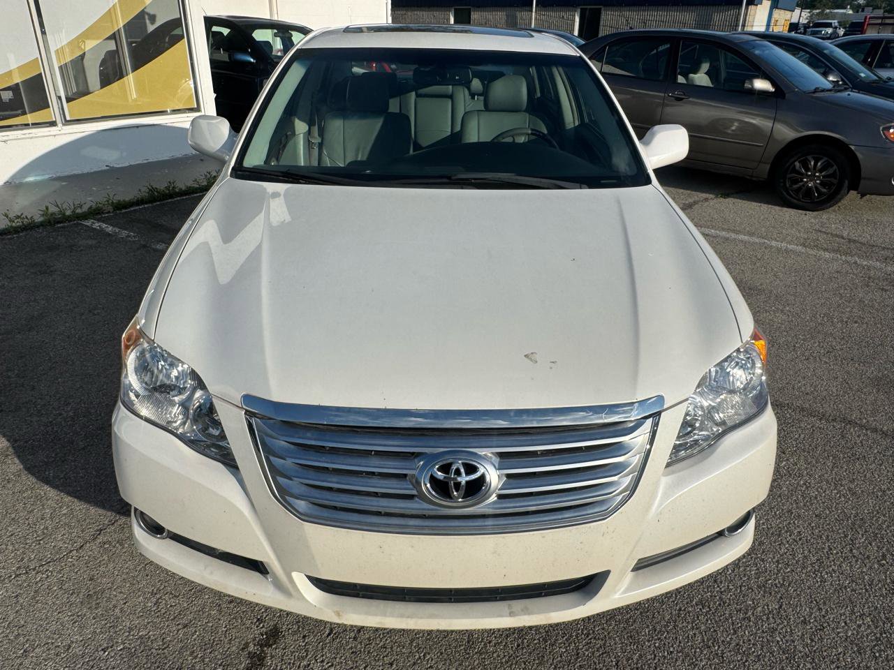 Used 2008 Toyota Avalon XLS FWD image 10