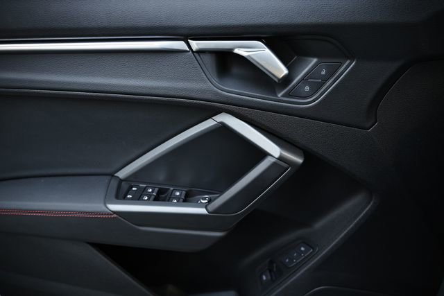 Used 2025 Audi Q3 2.0T Premium Plus image 14