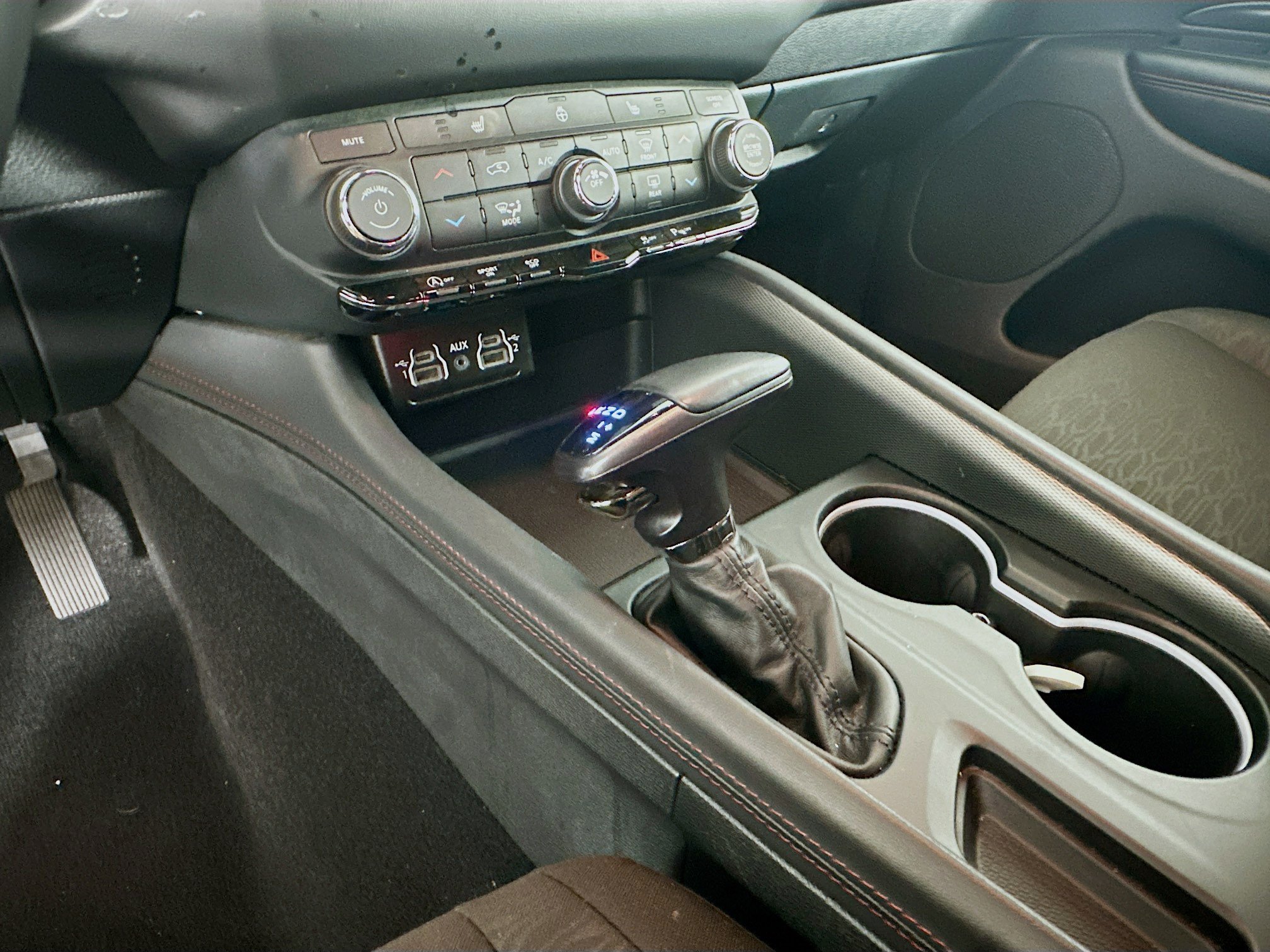 Used 2026 Dodge Durango GT RWD image 25