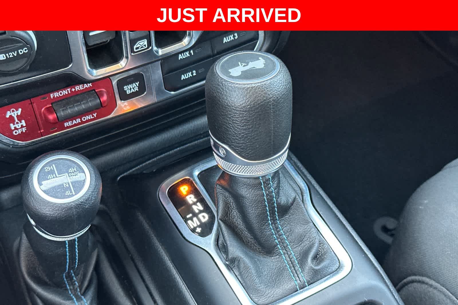 Used 2022 Jeep Wrangler Unlimited Rubicon 4xe w/ Cold Weather Group AWD/4WD image 23