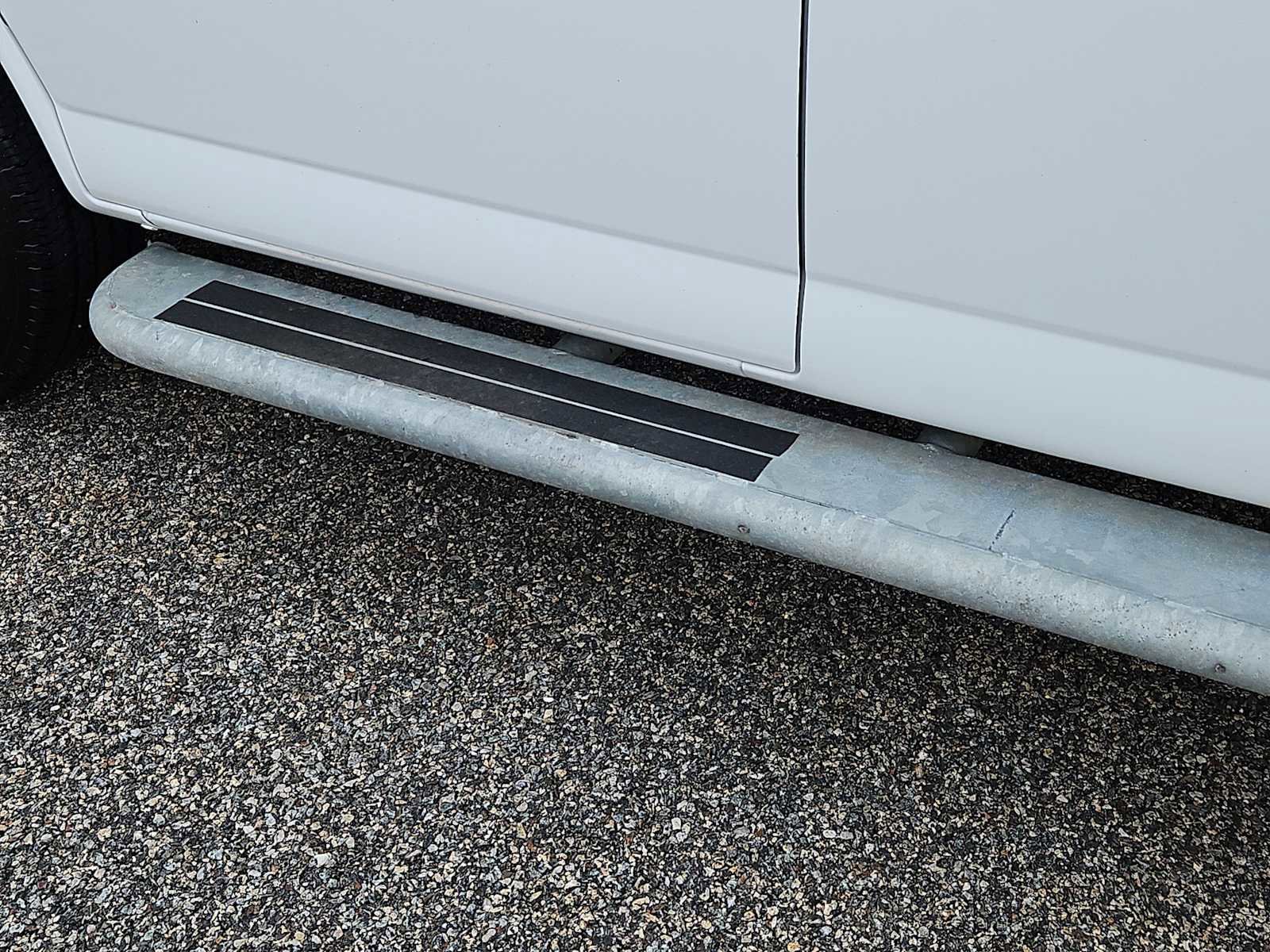 Used 2024 GMC Savana 2500 w/ Driver Convenience Package image 18