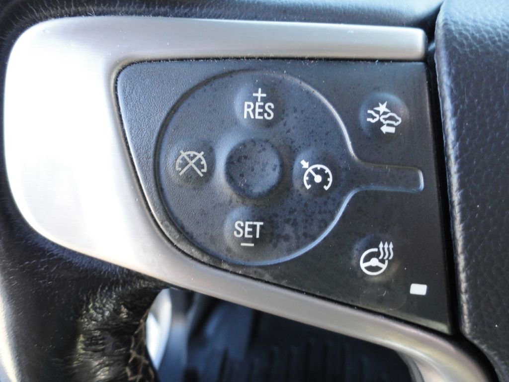 Used 2018 GMC Yukon Denali image 24