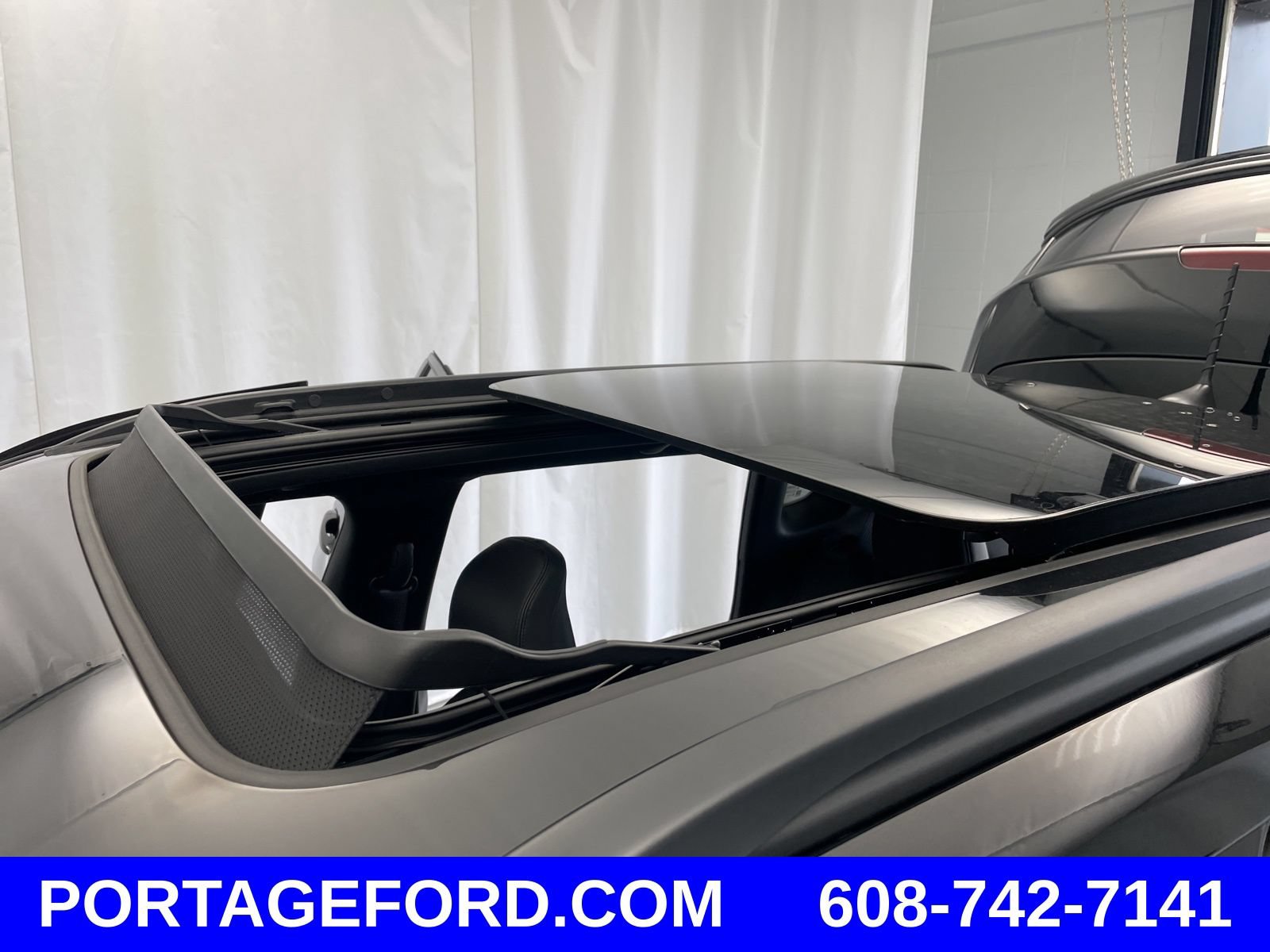New 2025 Jeep Compass Limited w/ Sun & Sound Group AWD/4WD image 19