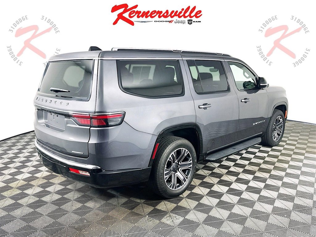 Used 2024 Jeep Wagoneer Series II w/ Flexible Seating Group image 7